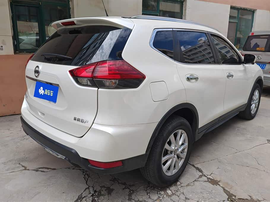 Nissan Qijun