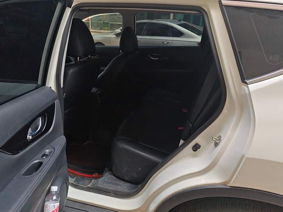 Nissan Qijun