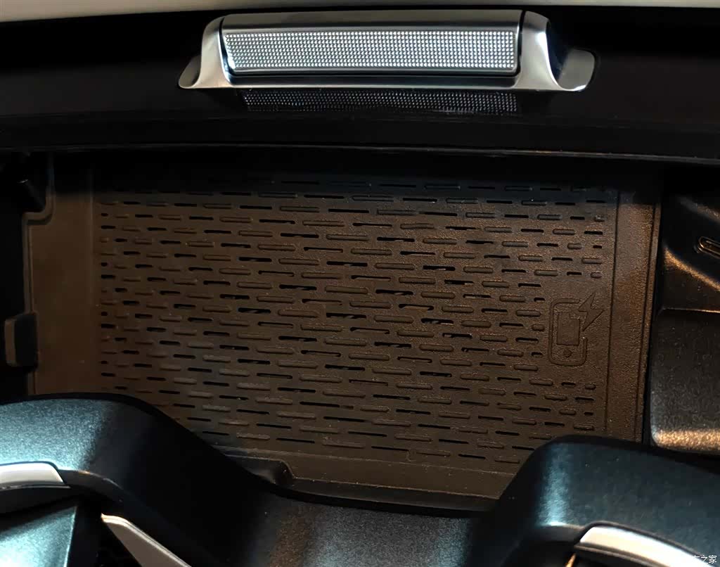 Maybach GLS, 2021 23