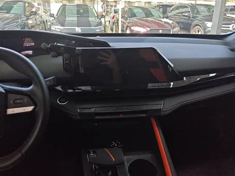 Changan UNI-V Smart iDD