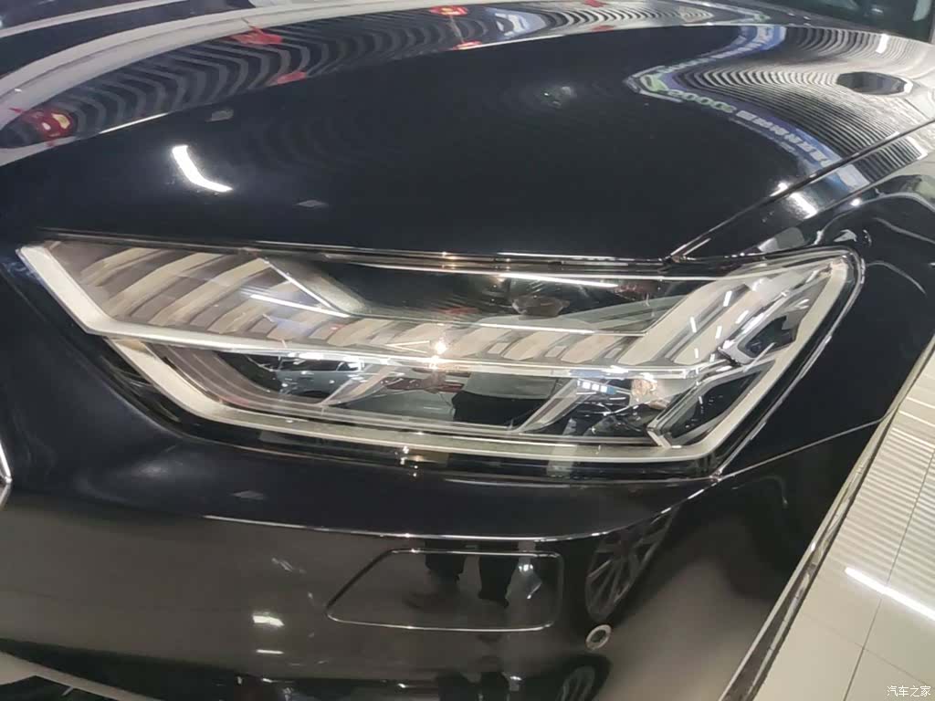 Audi A7L, 2024 19