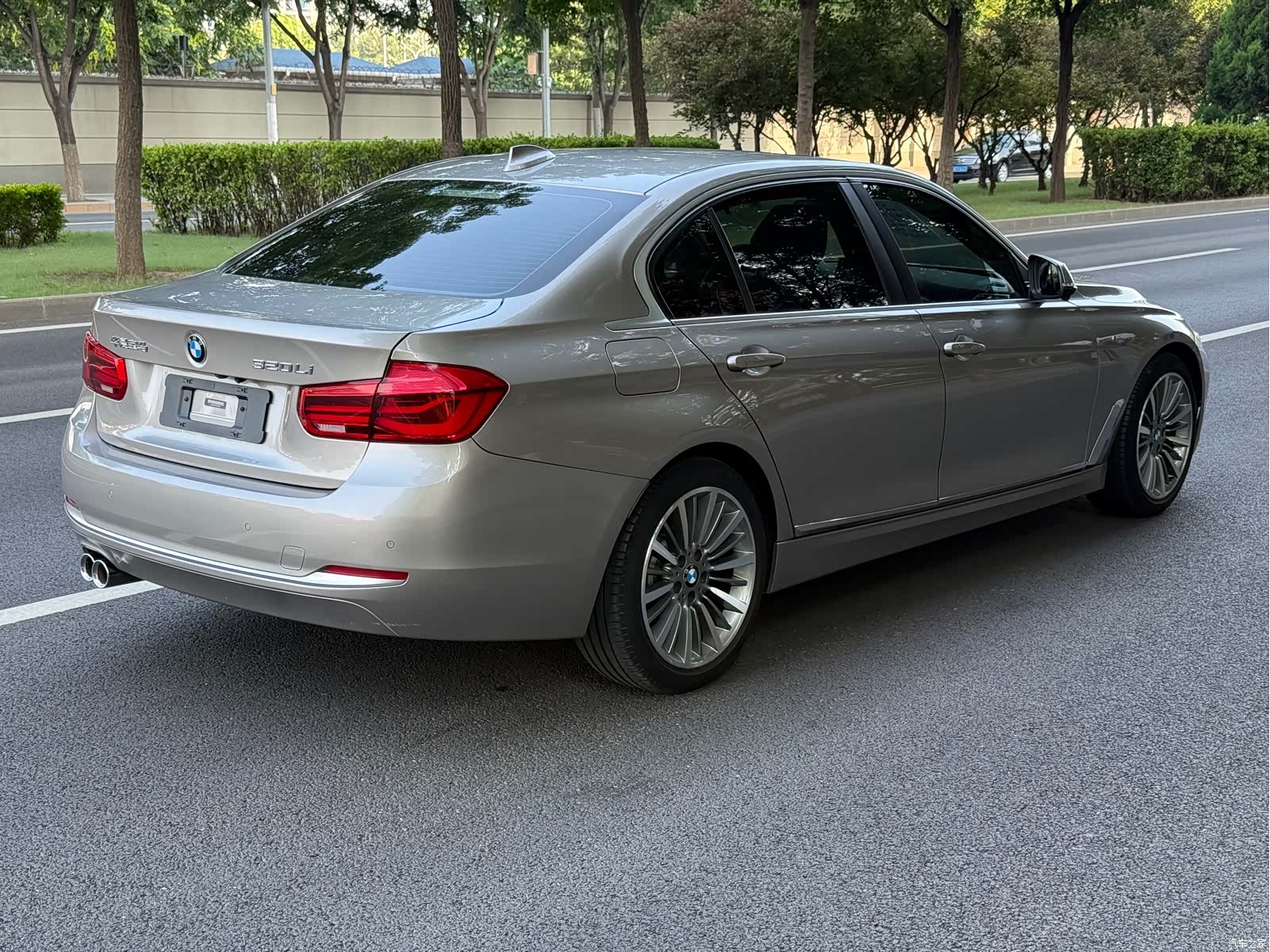 BMW 3 Series, 2019 16