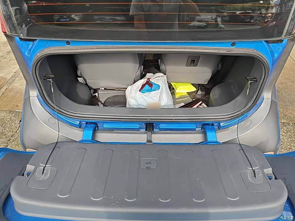 Wuling E200, 2019 19