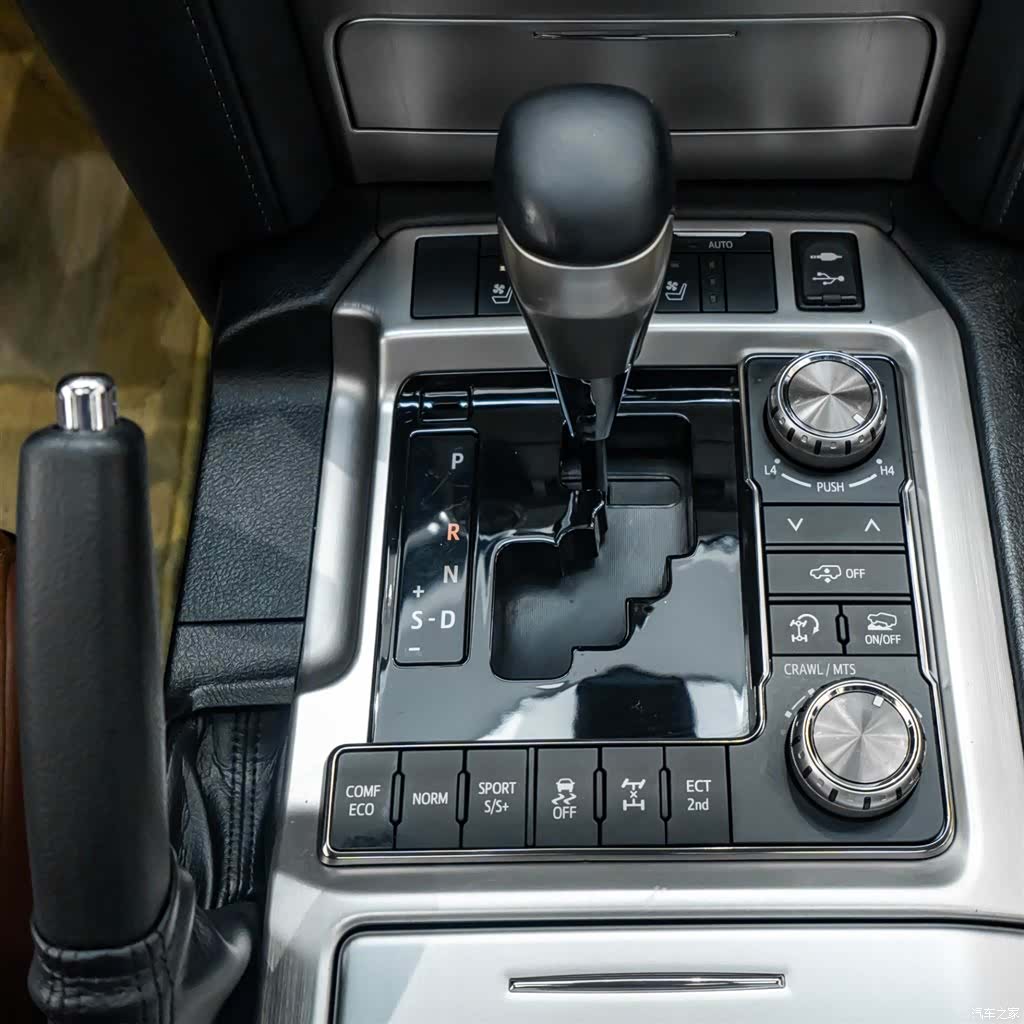 Toyota Land Cruiser, 2019 18