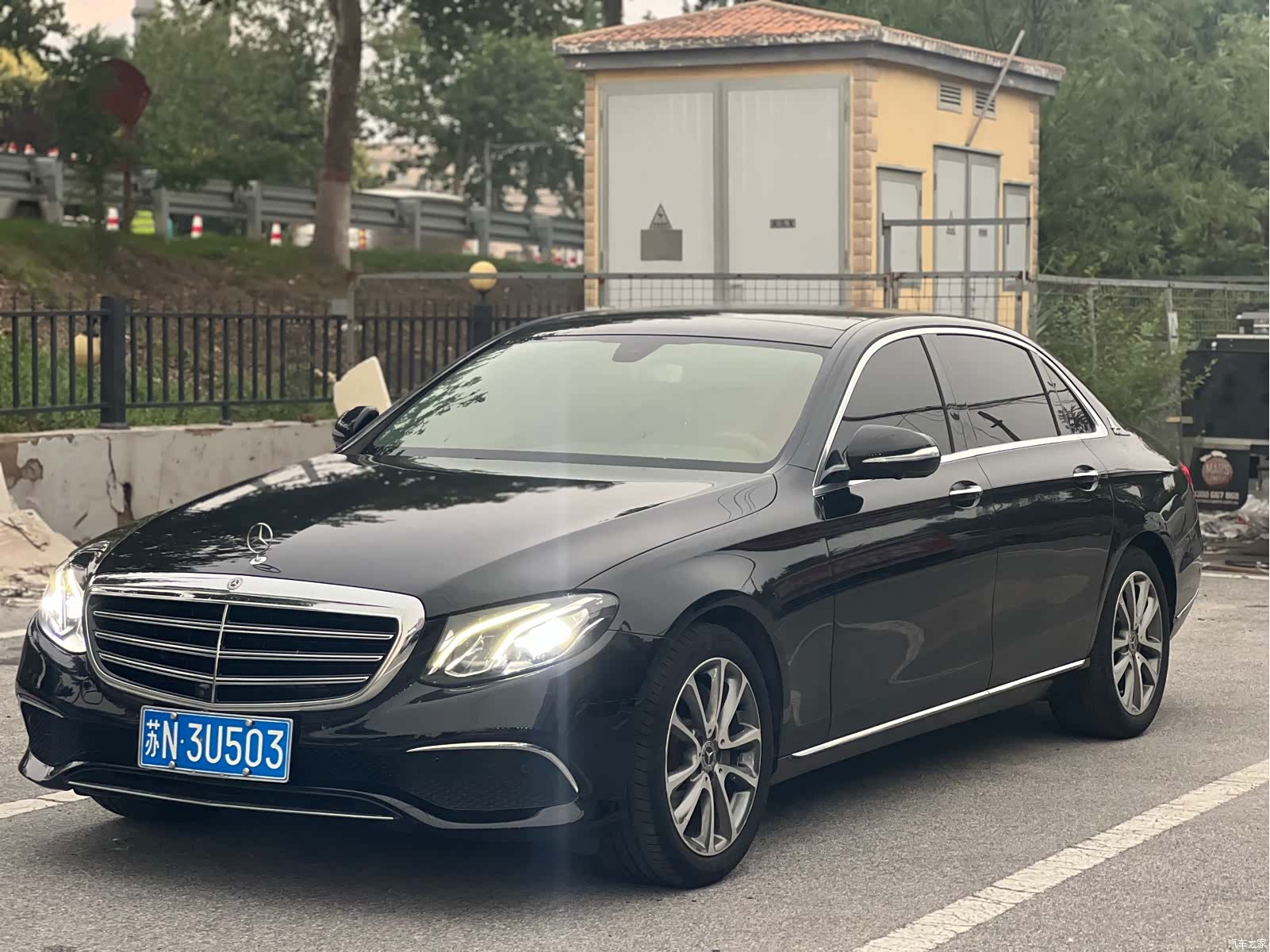 Mercedes-Benz E-Class, 2018 1