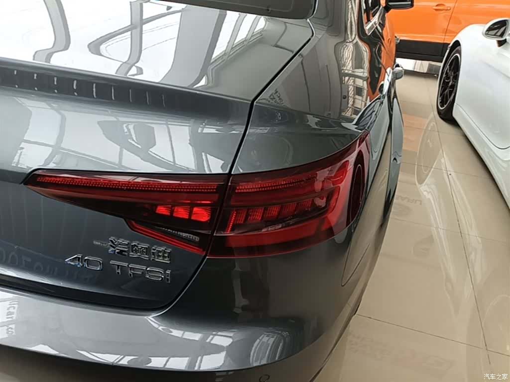Audi A4L, 2018 8