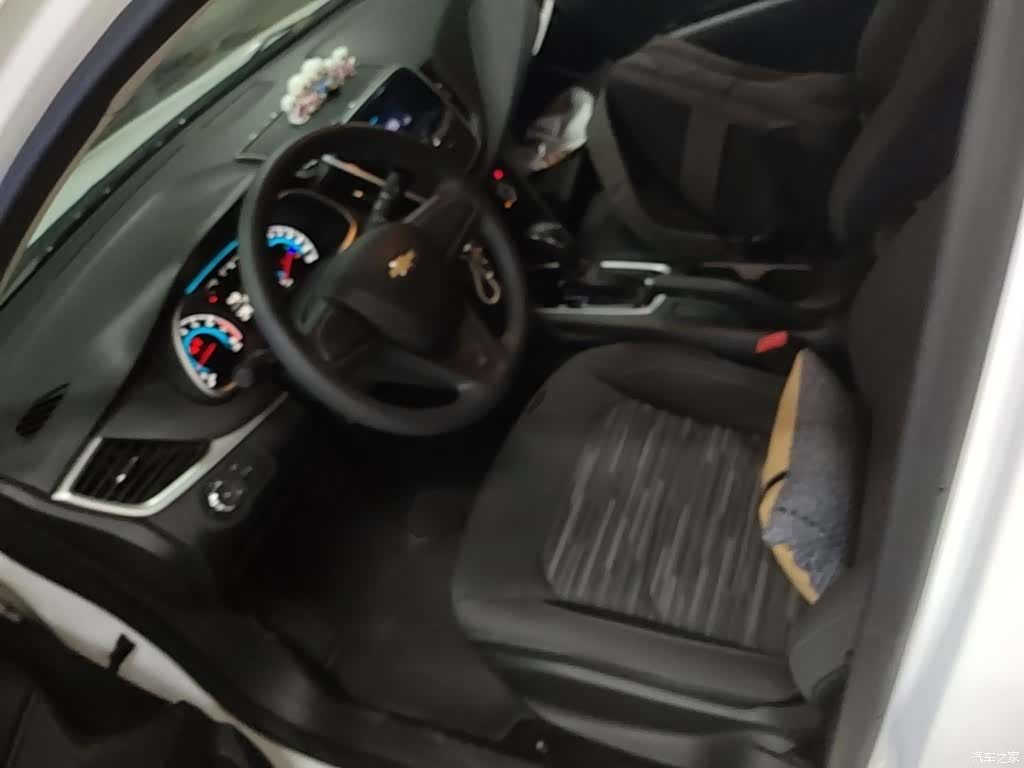 Chevrolet 320, 2019 15