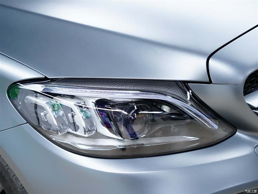 Mercedes-Benz C-Class, 2021 19