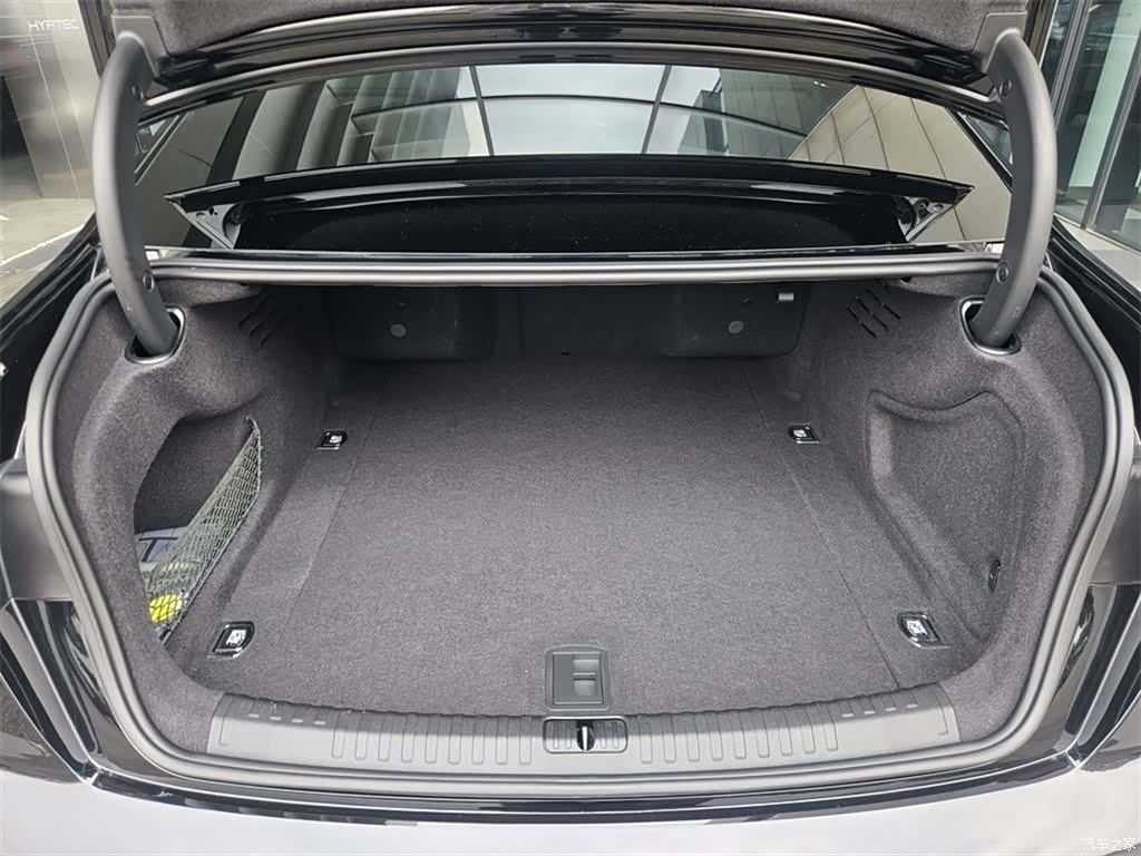 Audi A6L, 2024 9