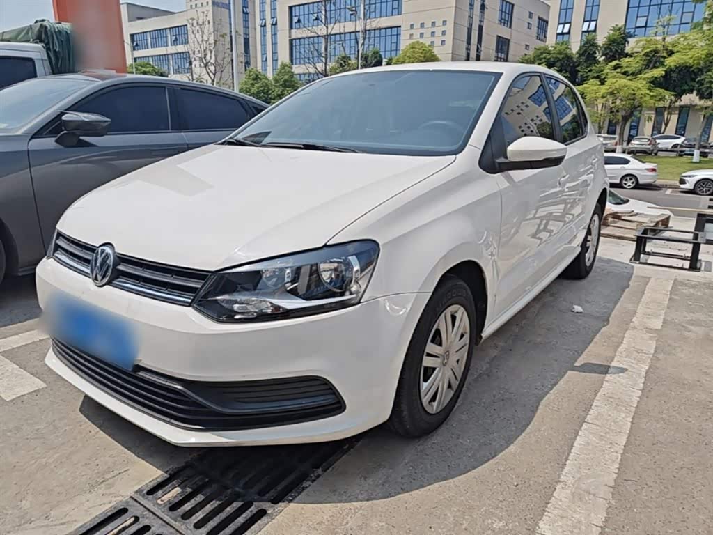 Volkswagen Polo 2018 1.5L AT