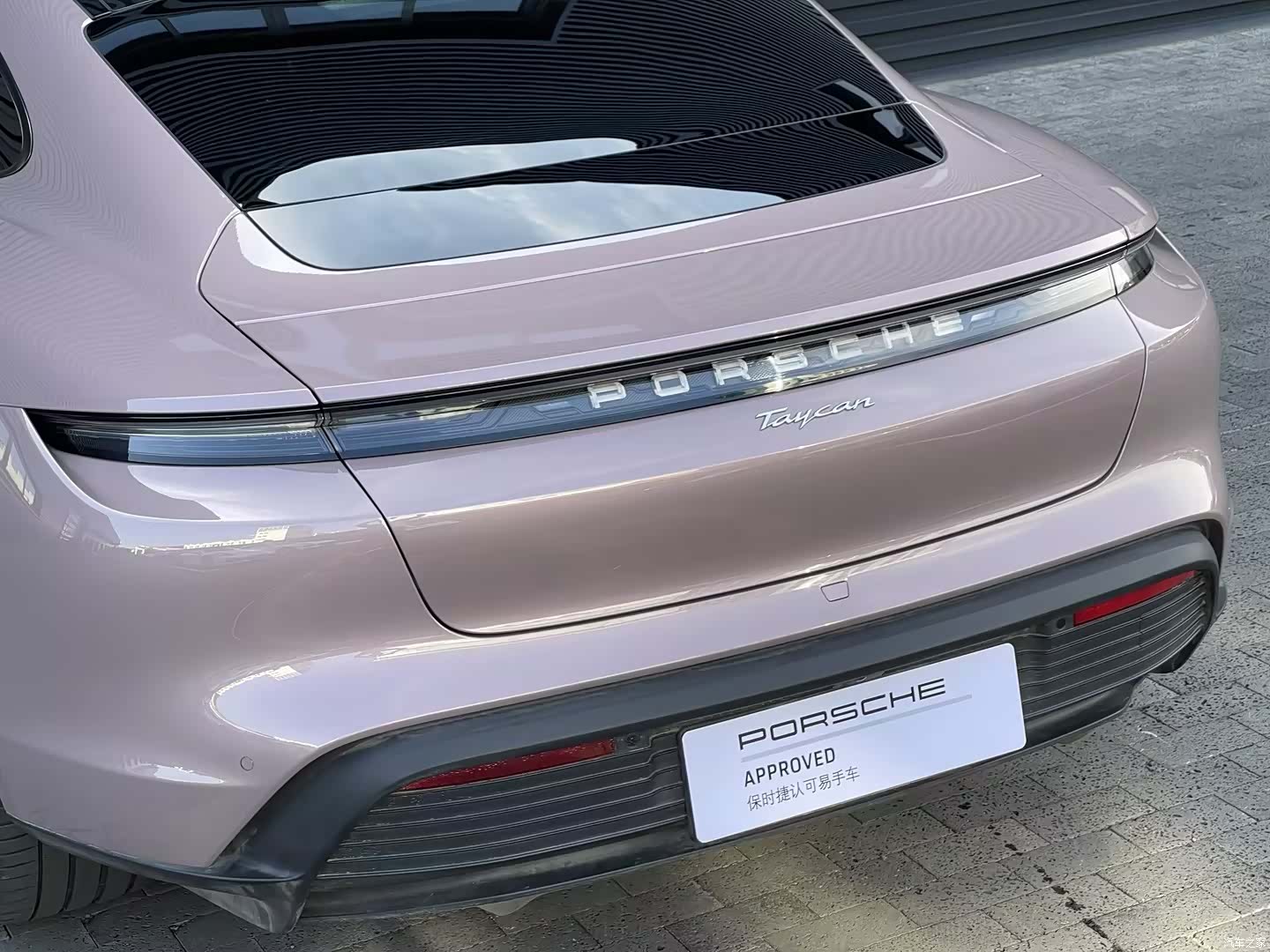 Porsche Taycan, 2023 6