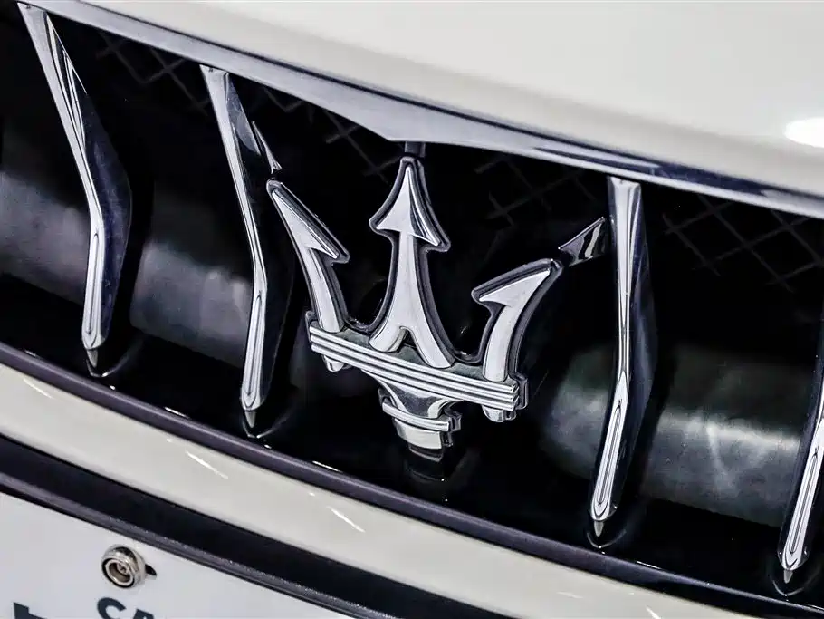 Maserati Ghibli Maserati Ghibli