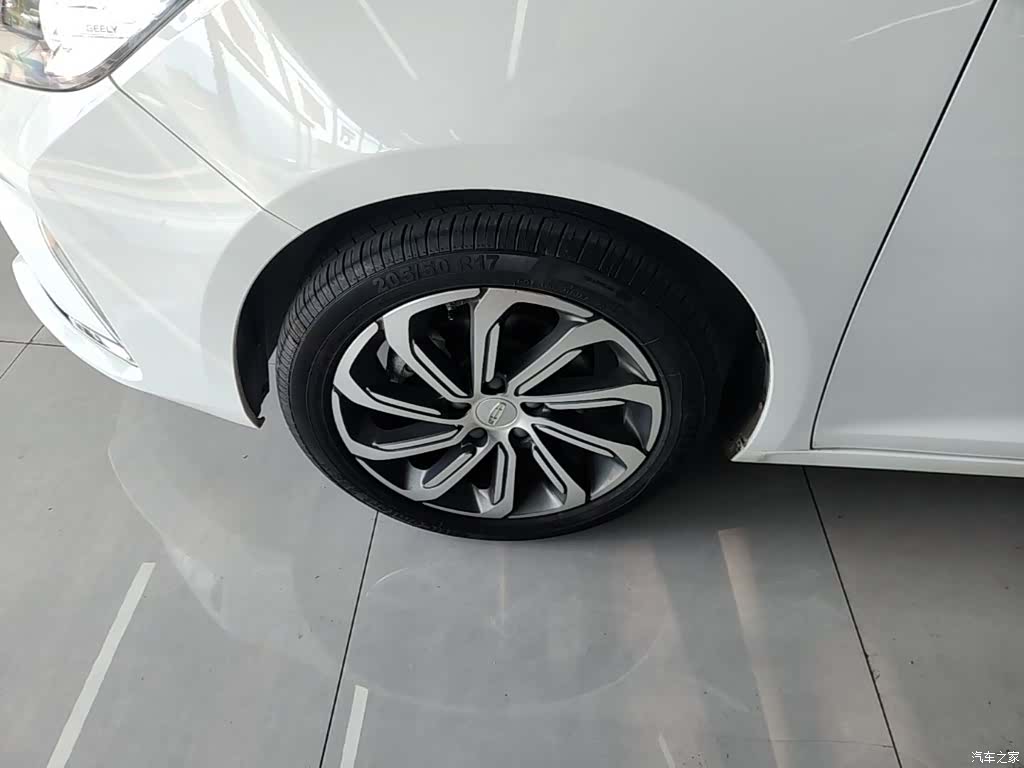 Geely Emgrand, 2020 23