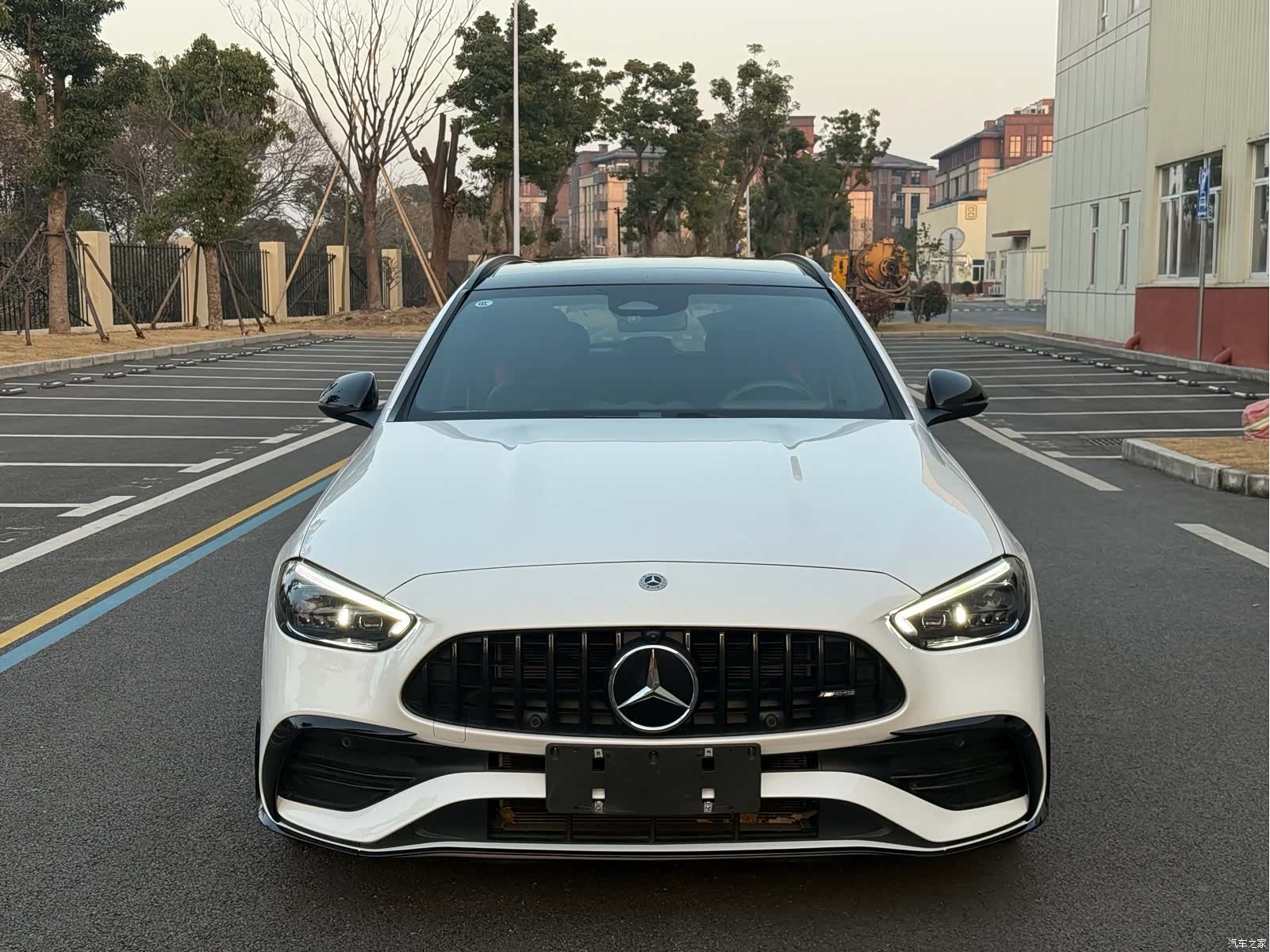 Mercedes-Benz C-Class, 2026 2