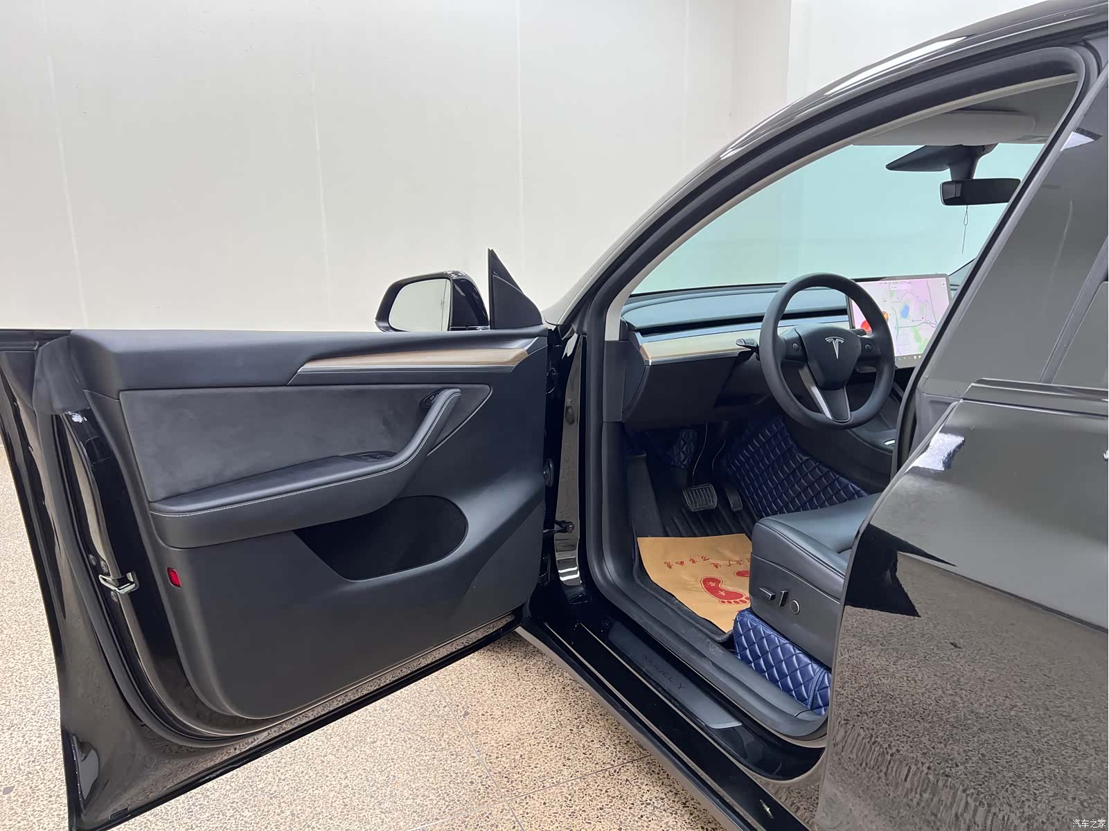 Tesla Model Y, 2021 12