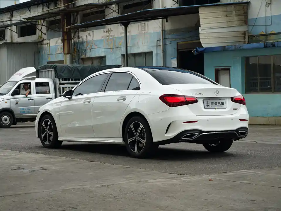 Mercedes-Benz Class A Mercedes-Benz Class A