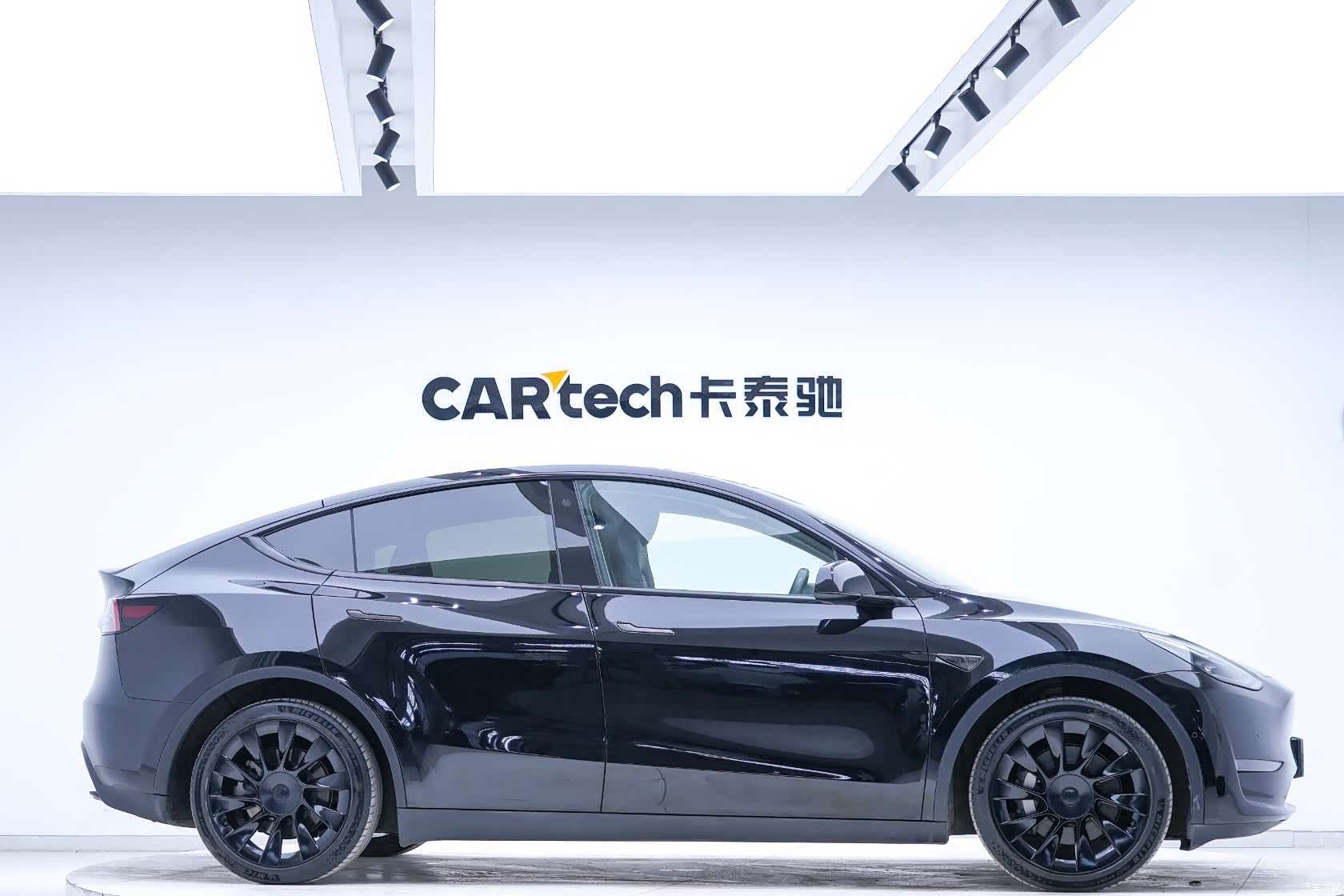 Tesla Model Y, 2022 8
