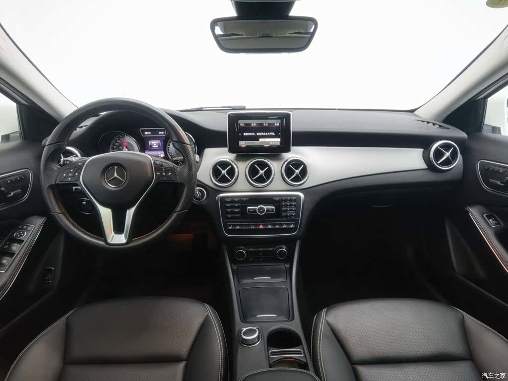 Mercedes-Benz GLA, 2015 все фото