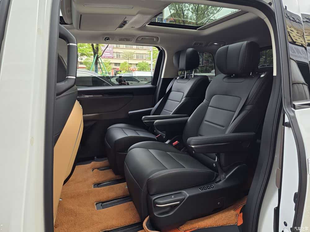 Trumpchi E8, 2023 все фото
