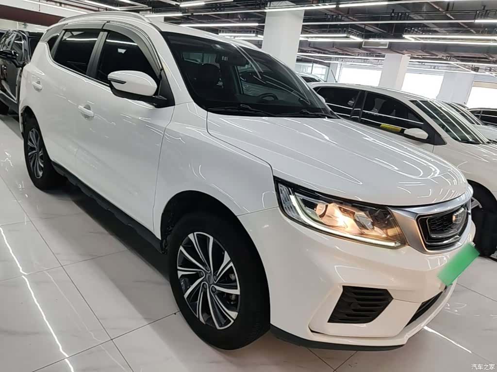 Geely X6, 2020 4