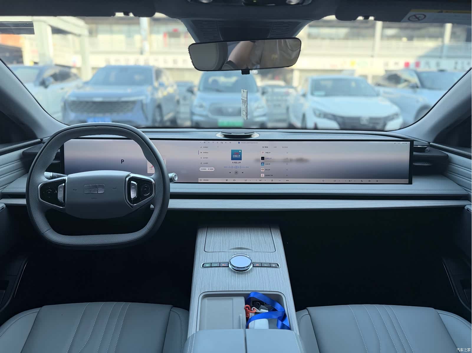Geely E8, 2024 10