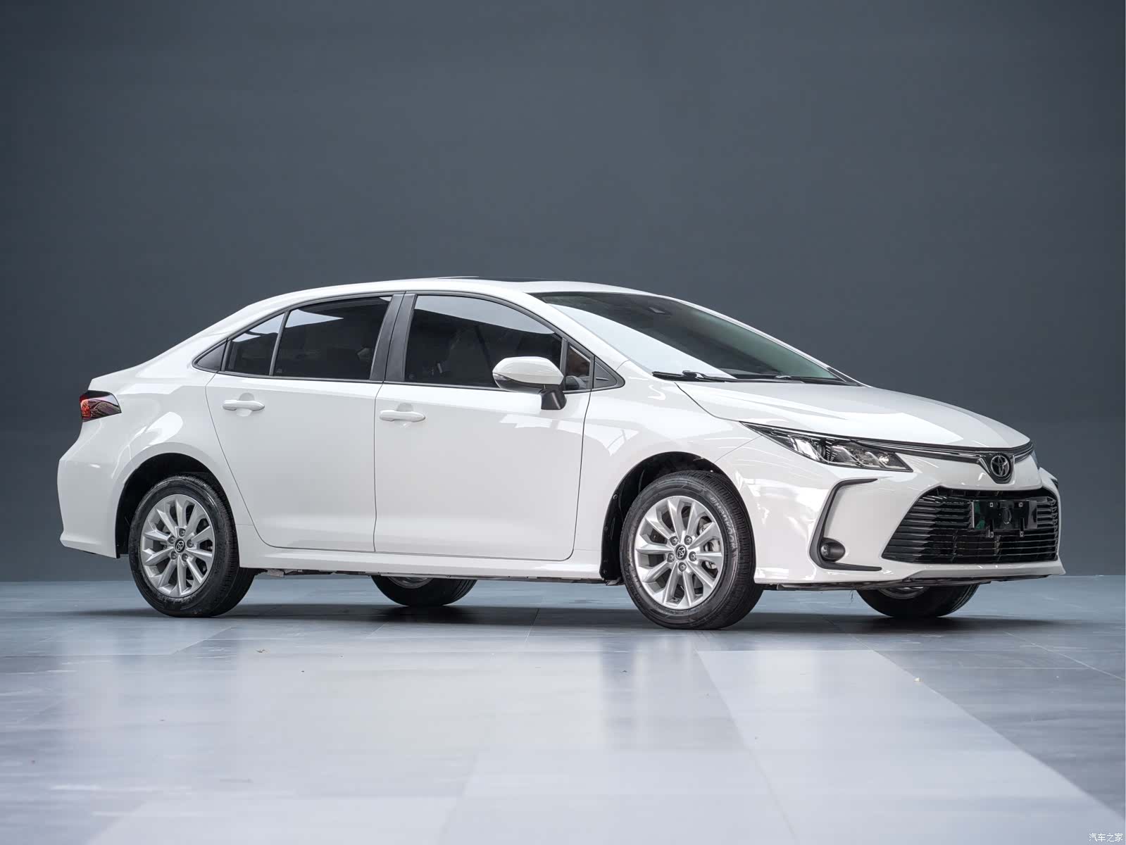 Toyota Corolla, 2022 все фото