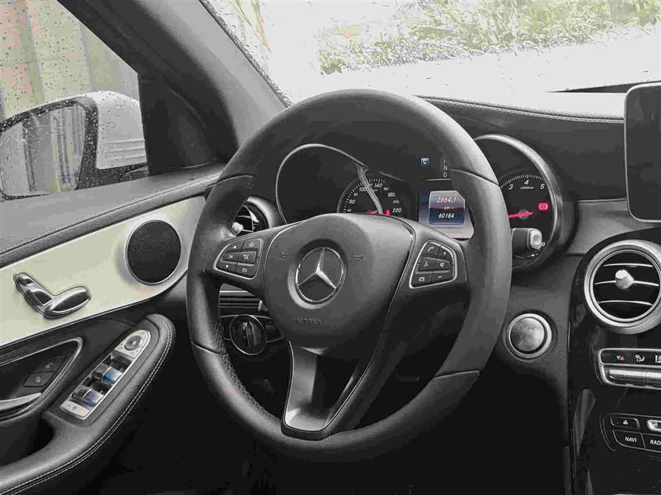 Mercedes-Benz GLC Mercedes-Benz GLC