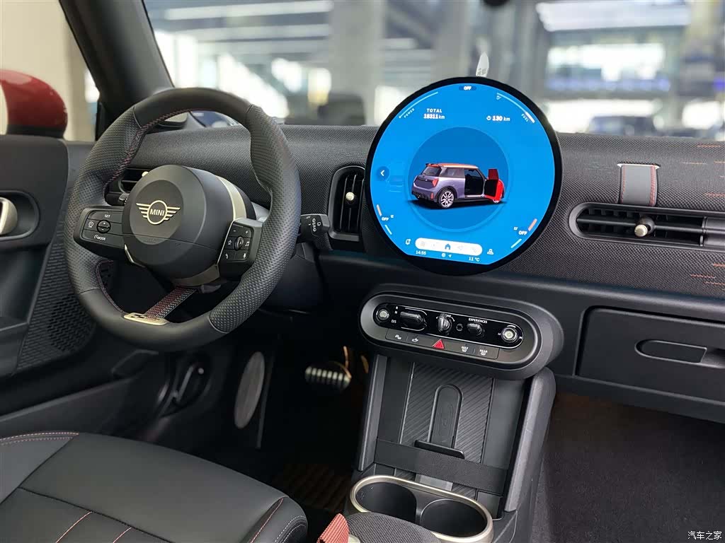 Mini Cooper, 2025 10