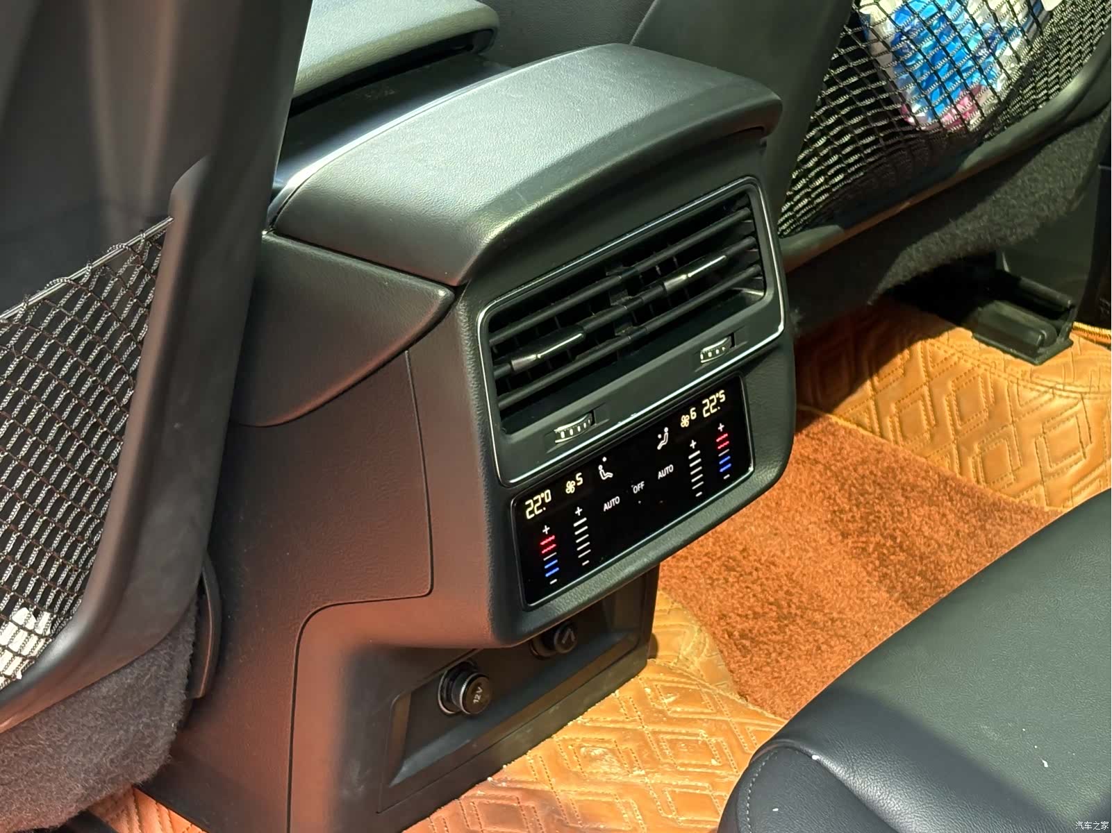 Audi Q7, 2022 15