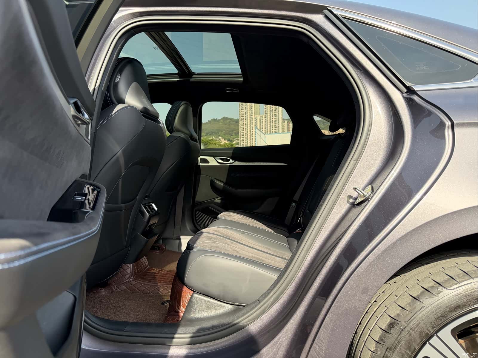 Geely Preface, 2025 14