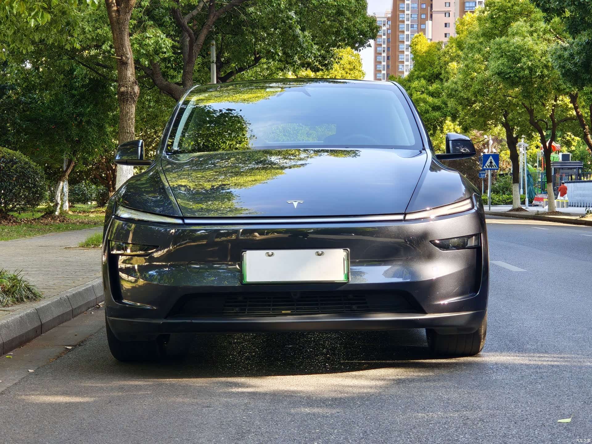 Tesla Model Y, 2025 2