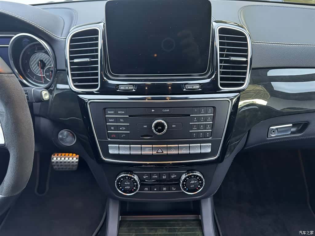 Mercedes-Benz GLS, 2019 14