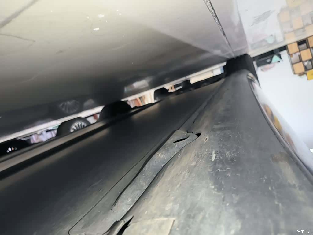 Tesla Model 3, 2024 21