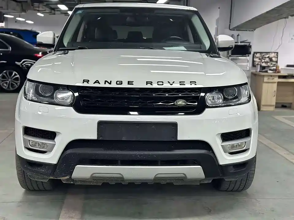 Land Rover Range Rover Sport Land Rover Range Rover Sport