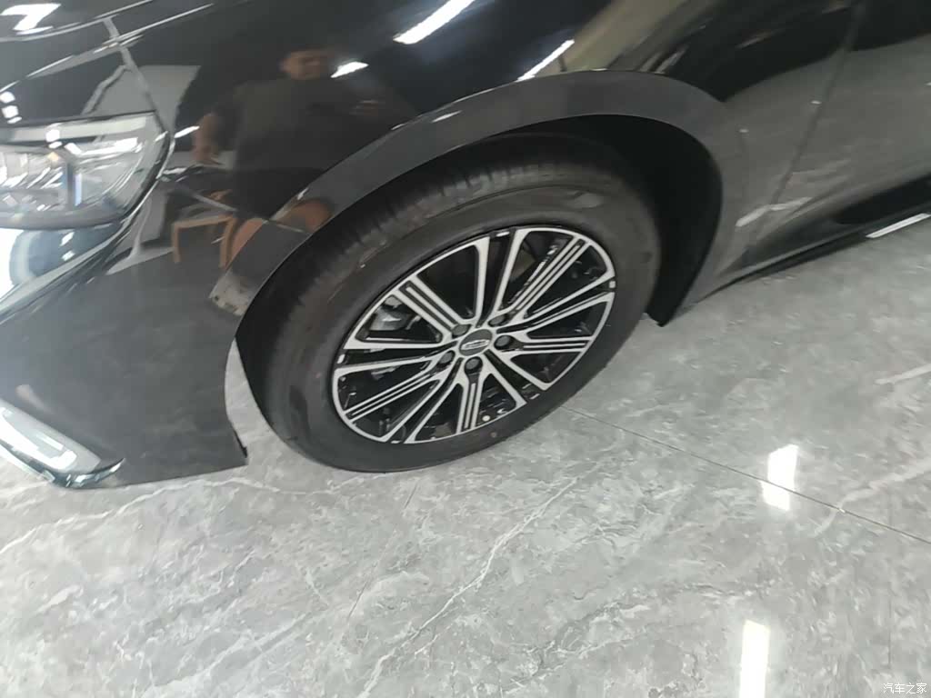 Geely Preface, 2026 23