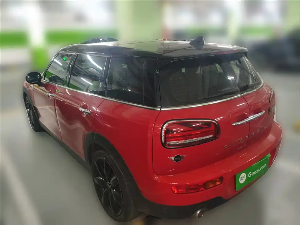 MINI CLUBMAN