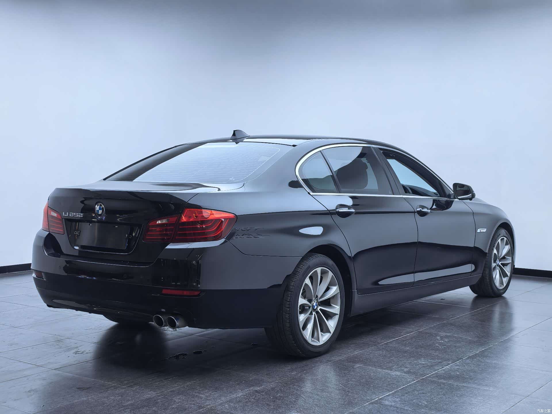 BMW 5 Series, 2016 23