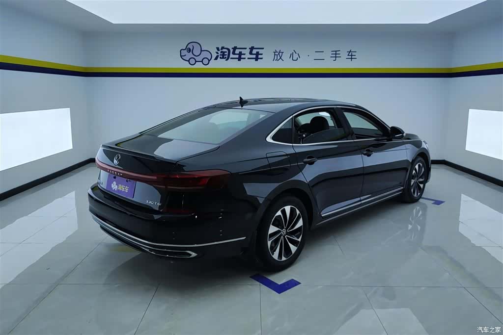 Volkswagen Passat, 2023 3