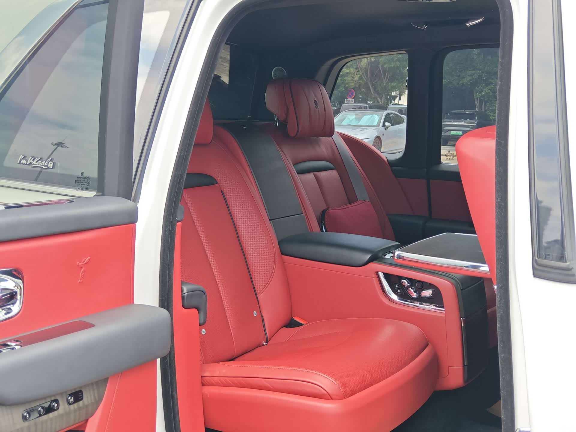 Rolls-Royce Cullinan, 2022 20