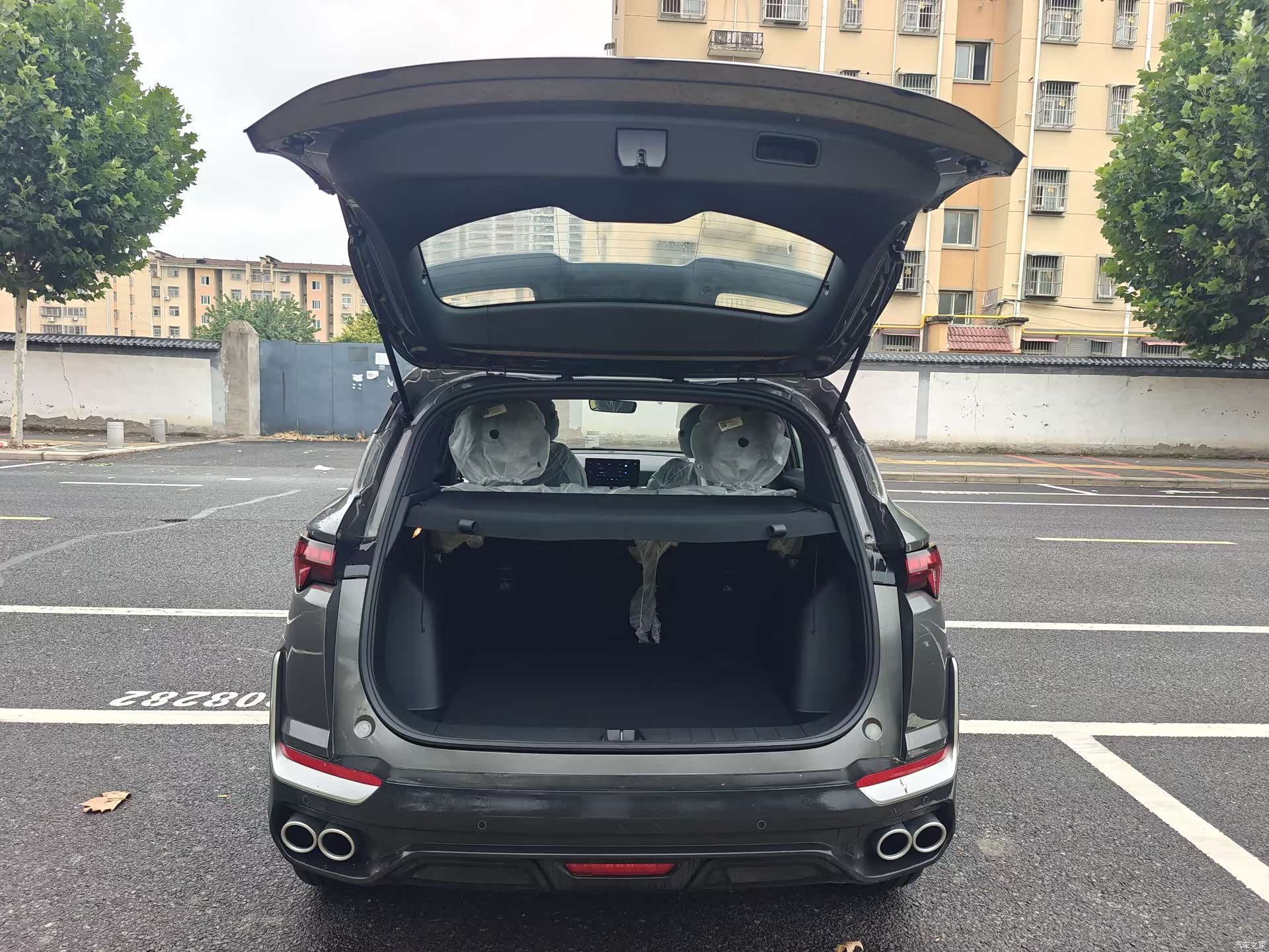 Geely Coolray, 2026 9