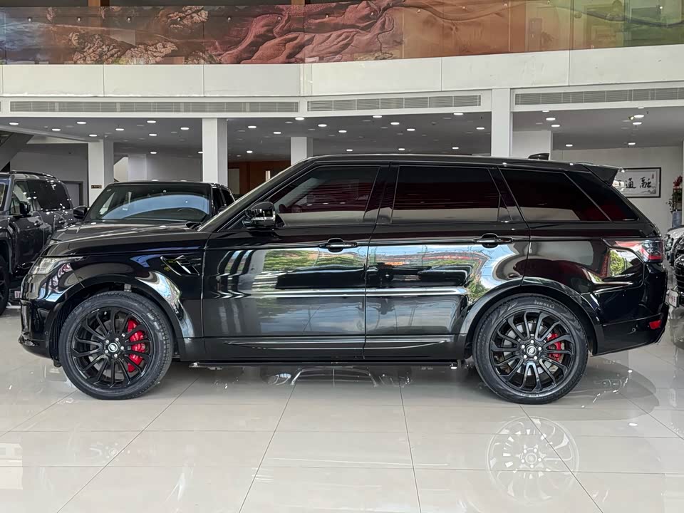 Land Rover Range Rover Sport Land Rover Range Rover Sport