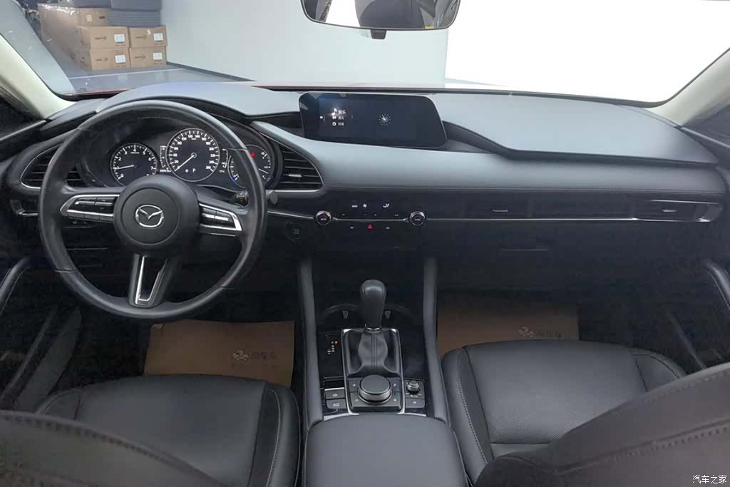 Mazda Mazda3, 2022 12