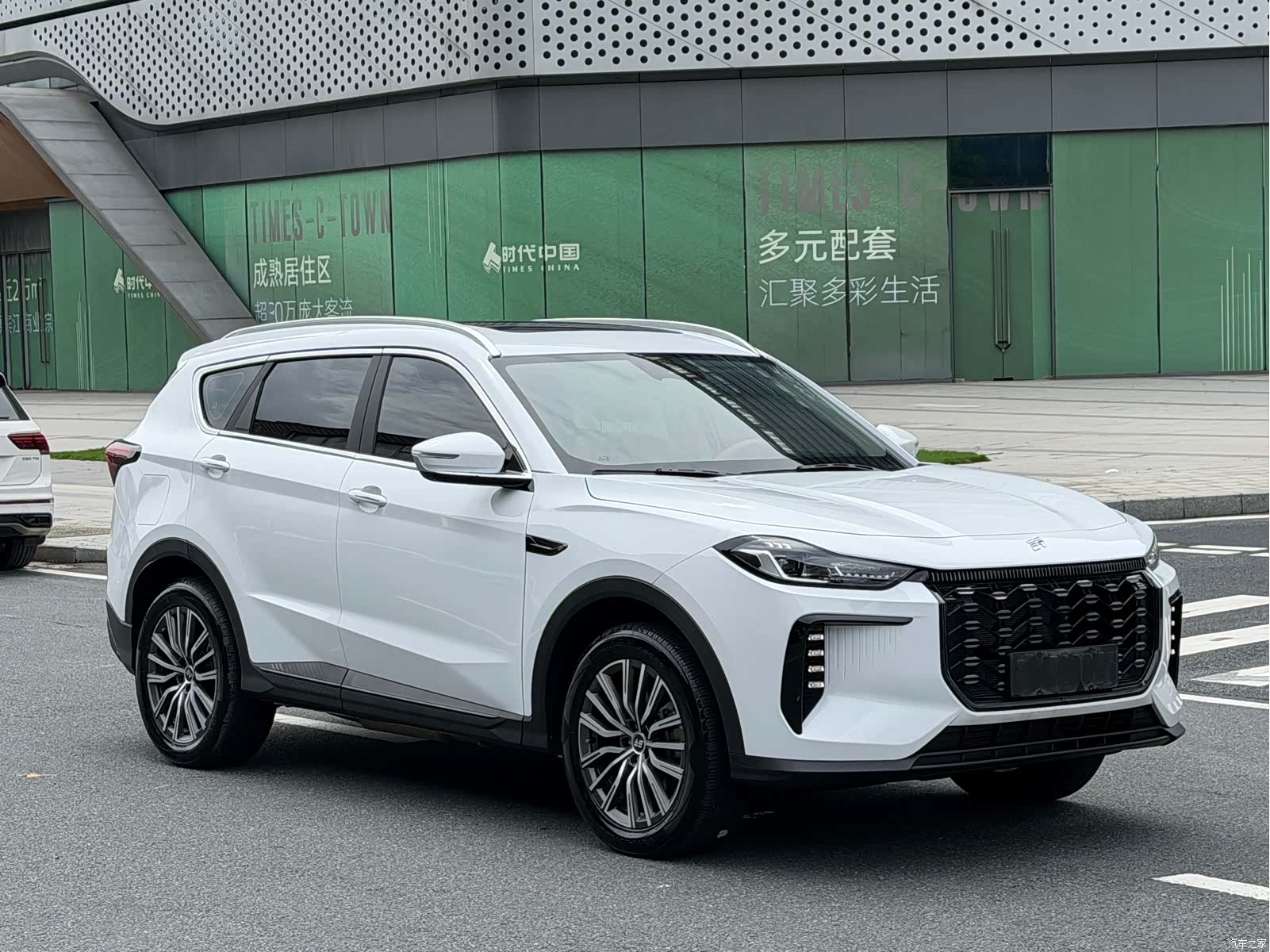 Jetour X70, 2025 3