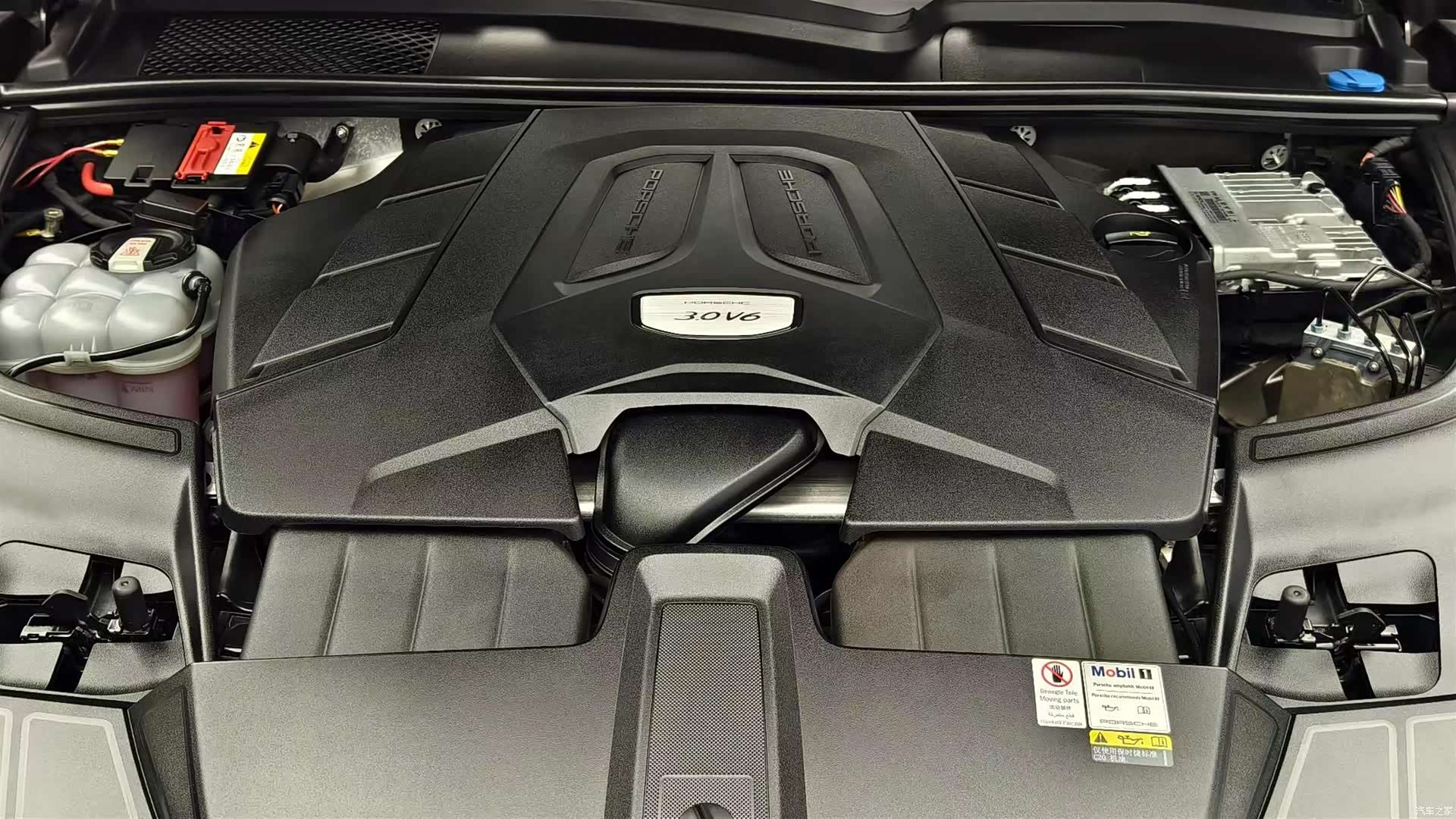 Porsche Cayenne, 2020 15