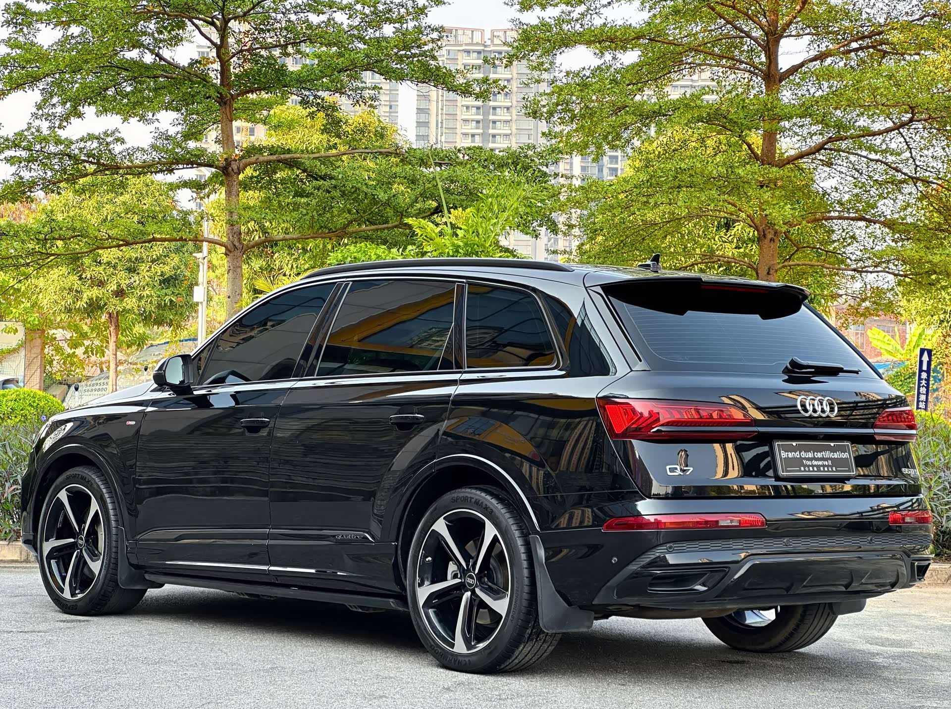 Audi Q7, 2023 все фото