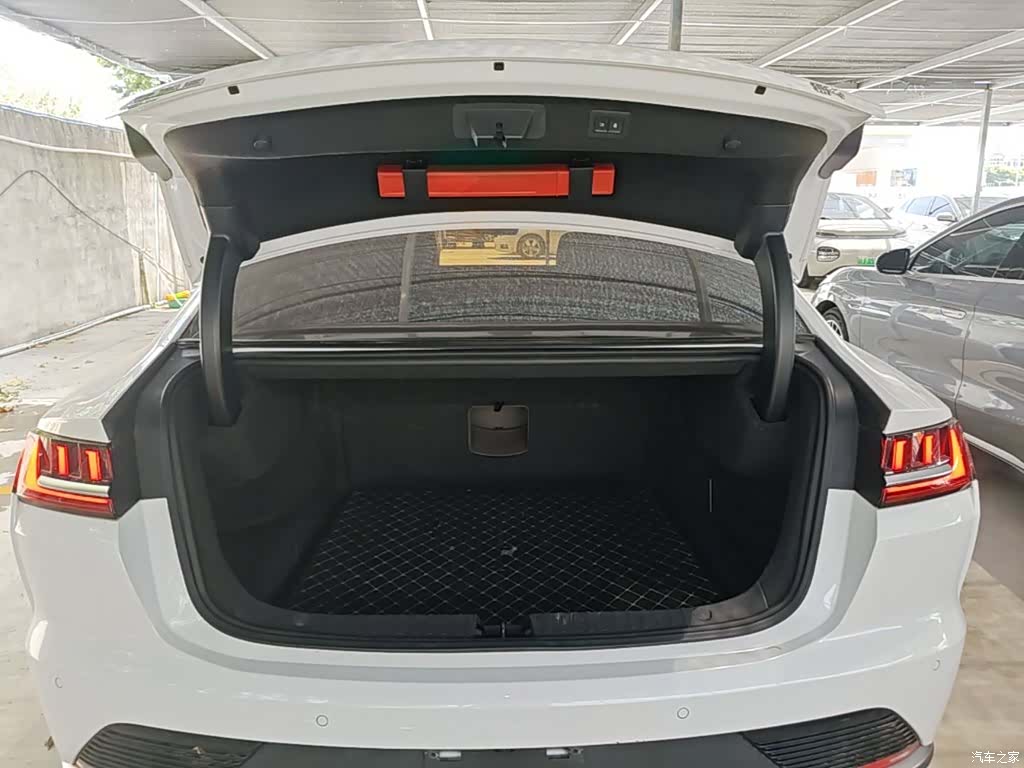 BYD Han, 2021 19