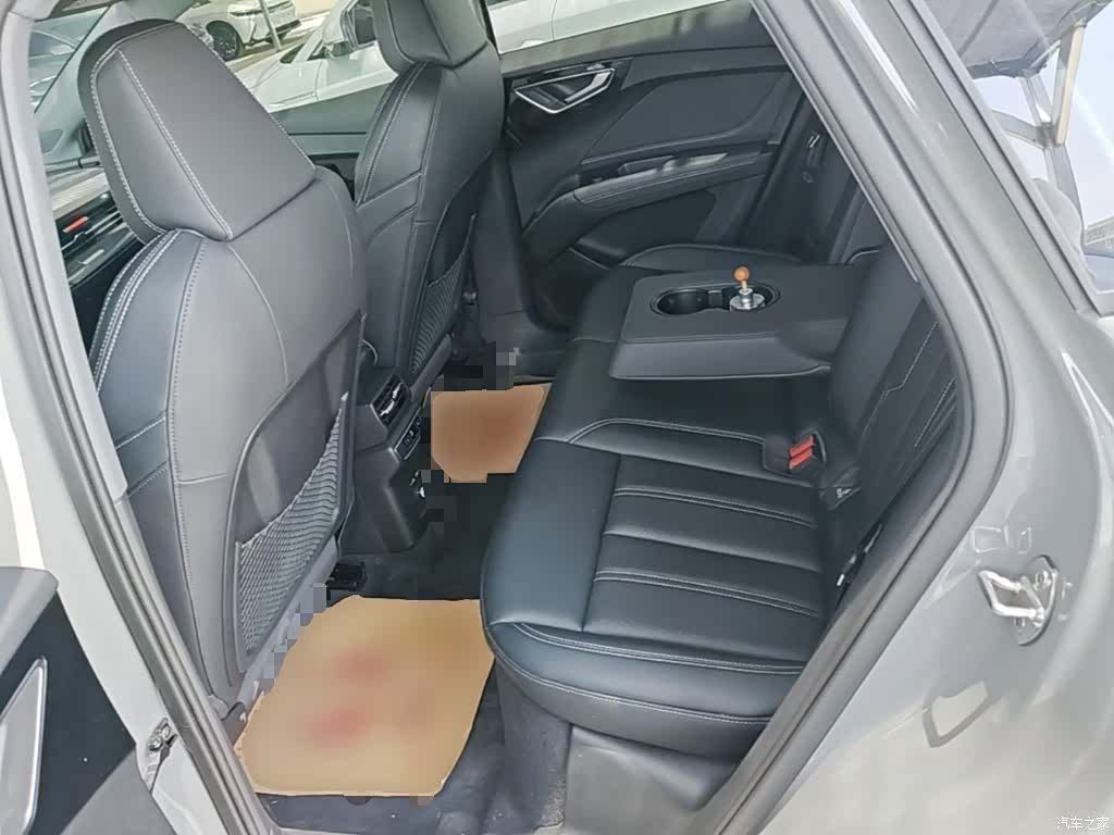 Audi Q4 e-tron, 2024 17