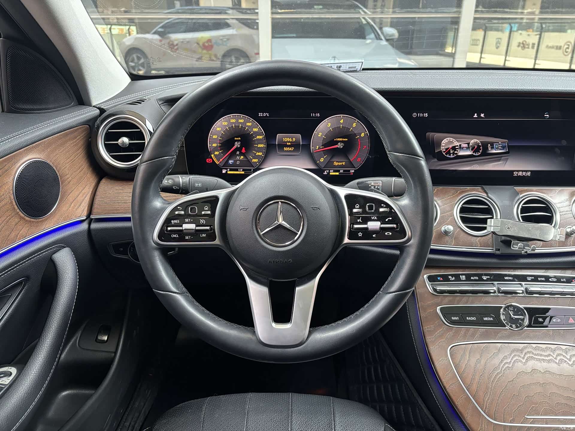 Mercedes-Benz E-Class, 2019 8