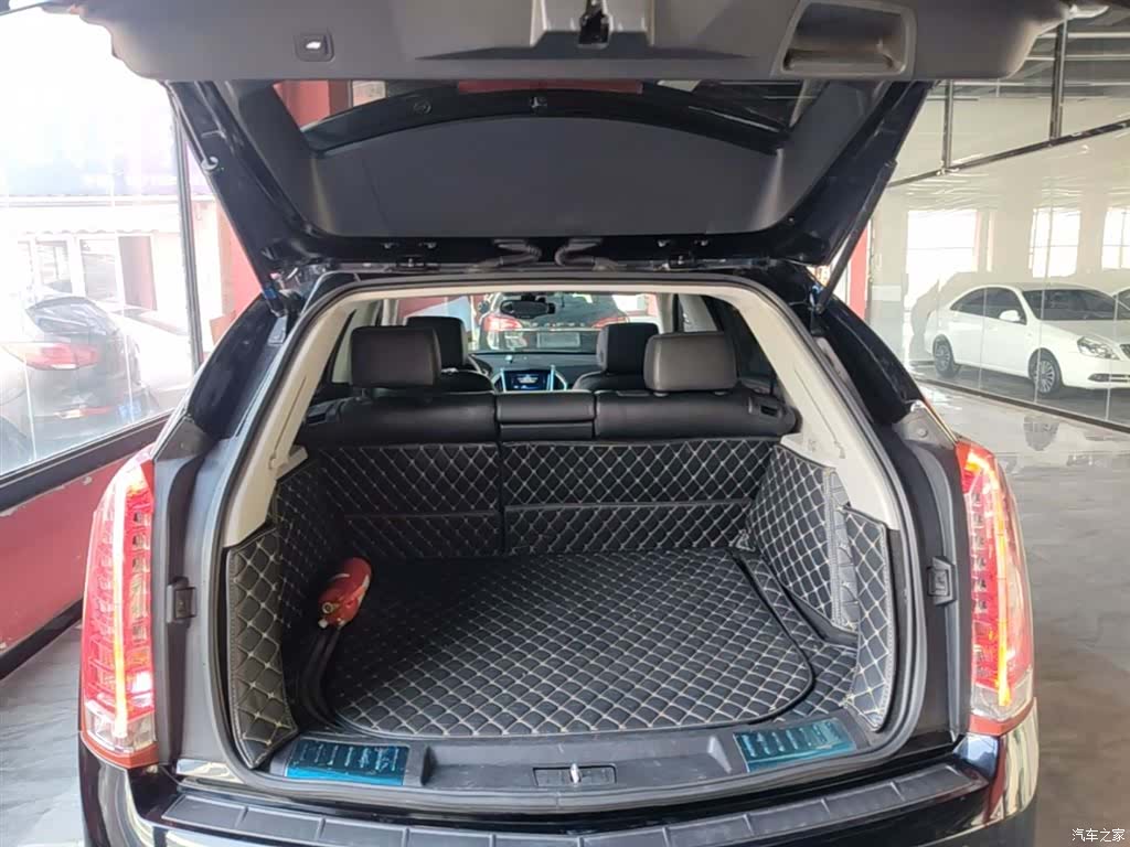 Cadillac SRX, 2015 19