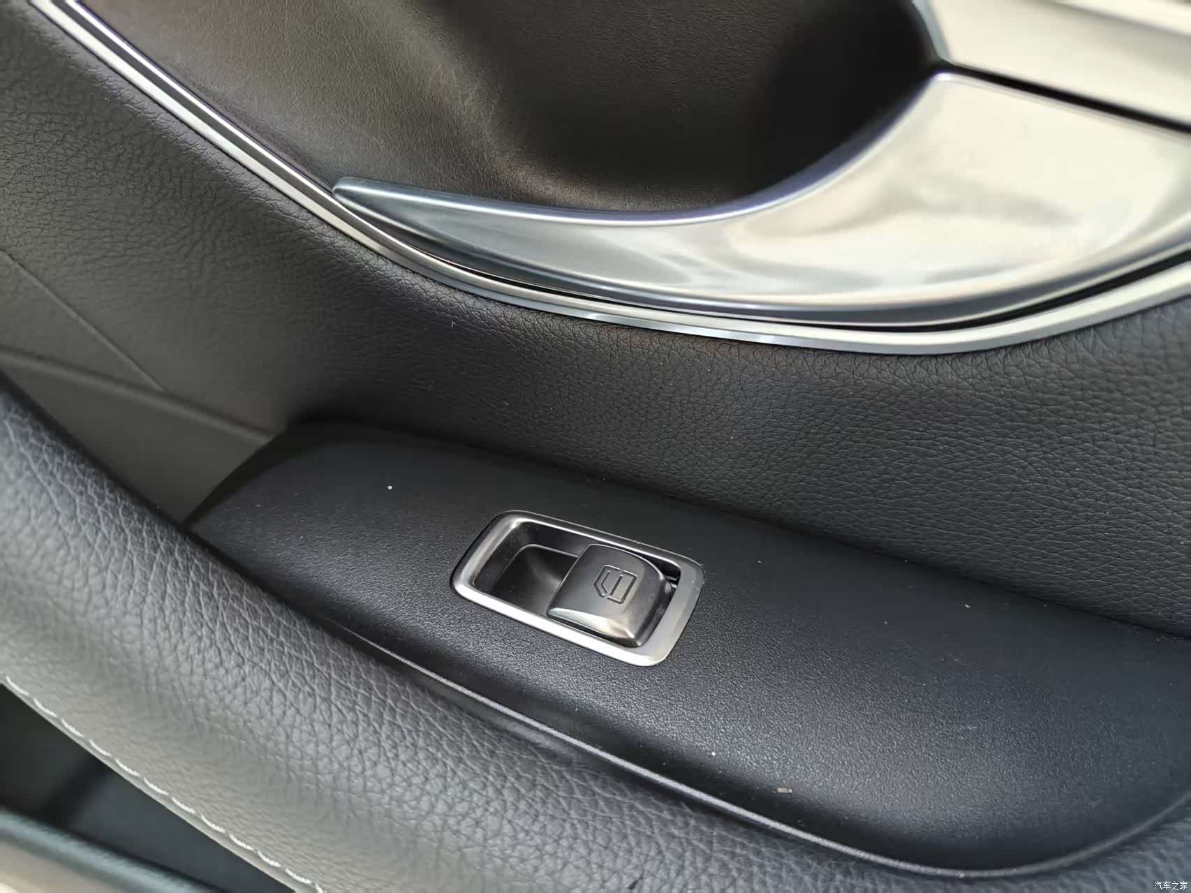 Mercedes-Benz E-Class, 2019 27